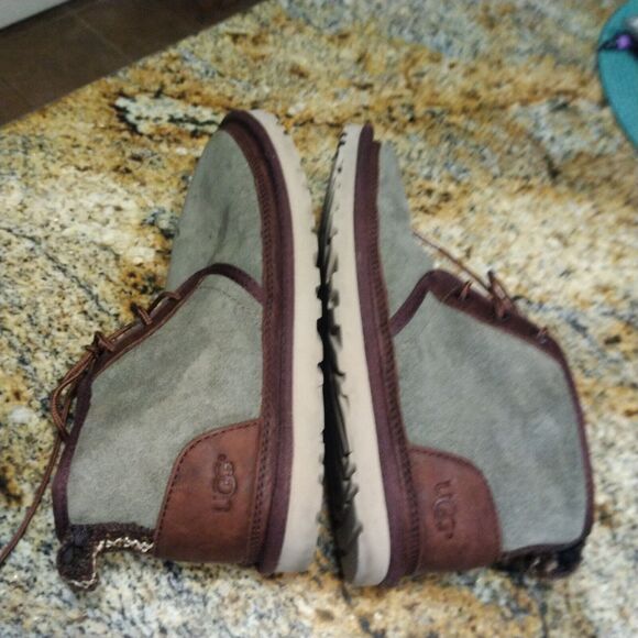 UGG Australia Neumel Mens Ankle Boots Taupe Suede Sheepskin 1095349 Size 6 - Picture 7 of 12